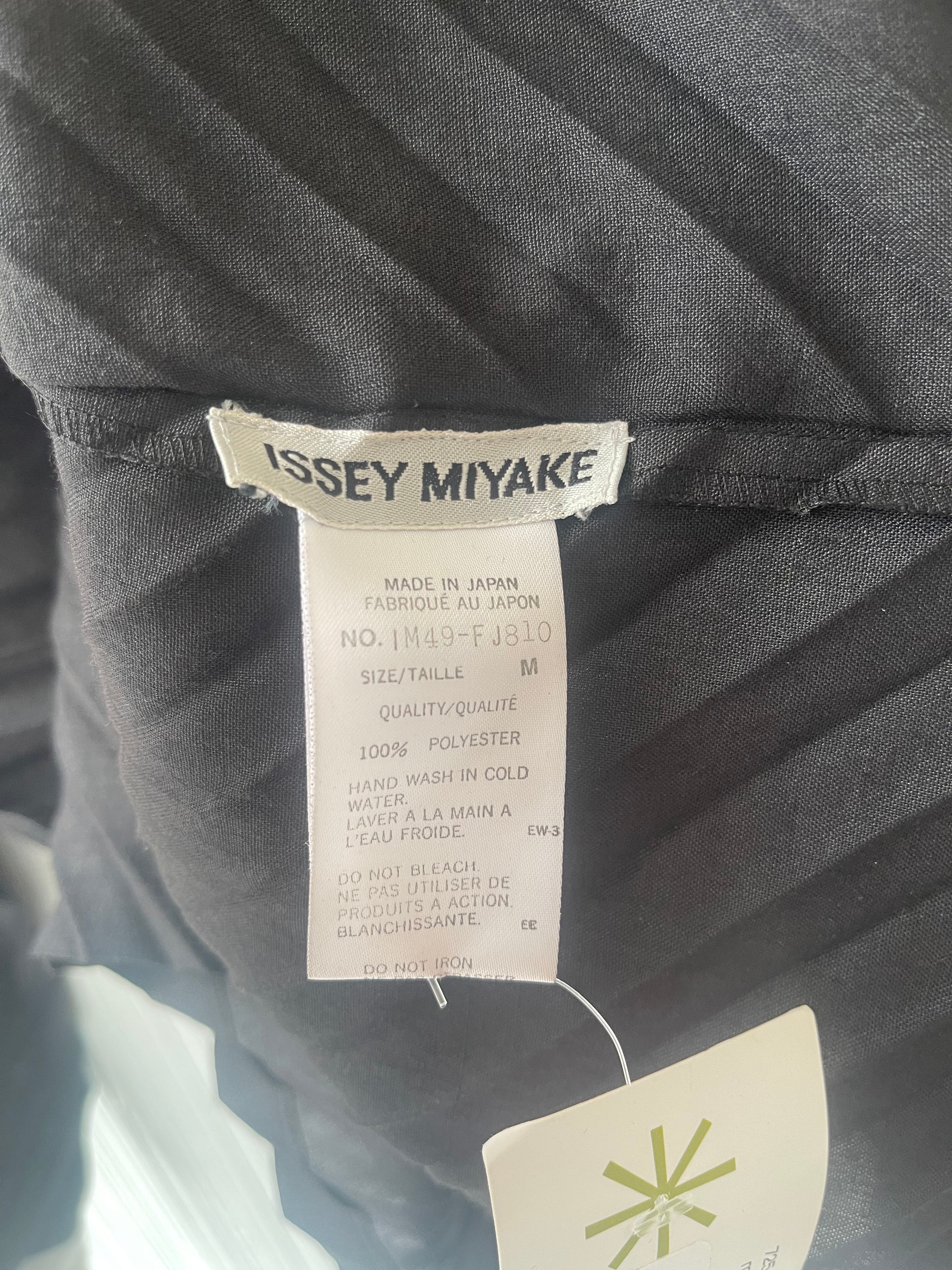 Issey Miyake color block button up top
