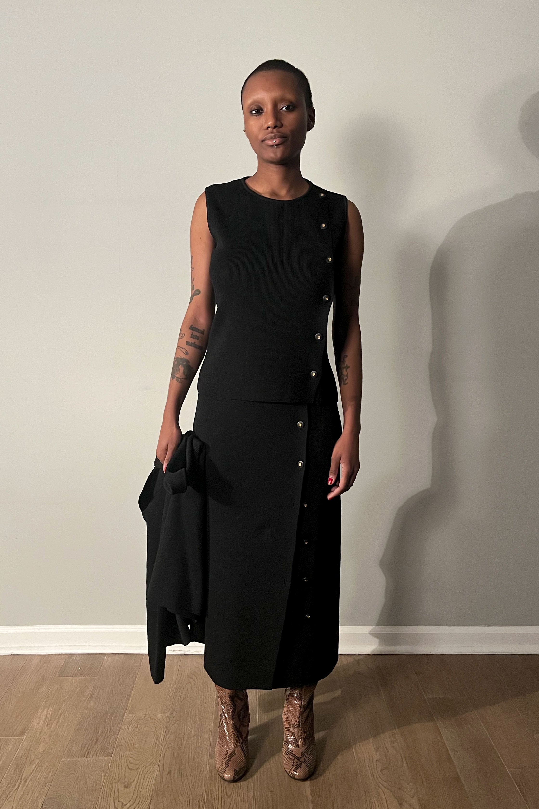 Fendi Black Wool Blend 3-PC Skirt Set – Moore Vintage Archive Fendi Black Wool Blend 3-PC Skirt Set – Moore Vintage Archive