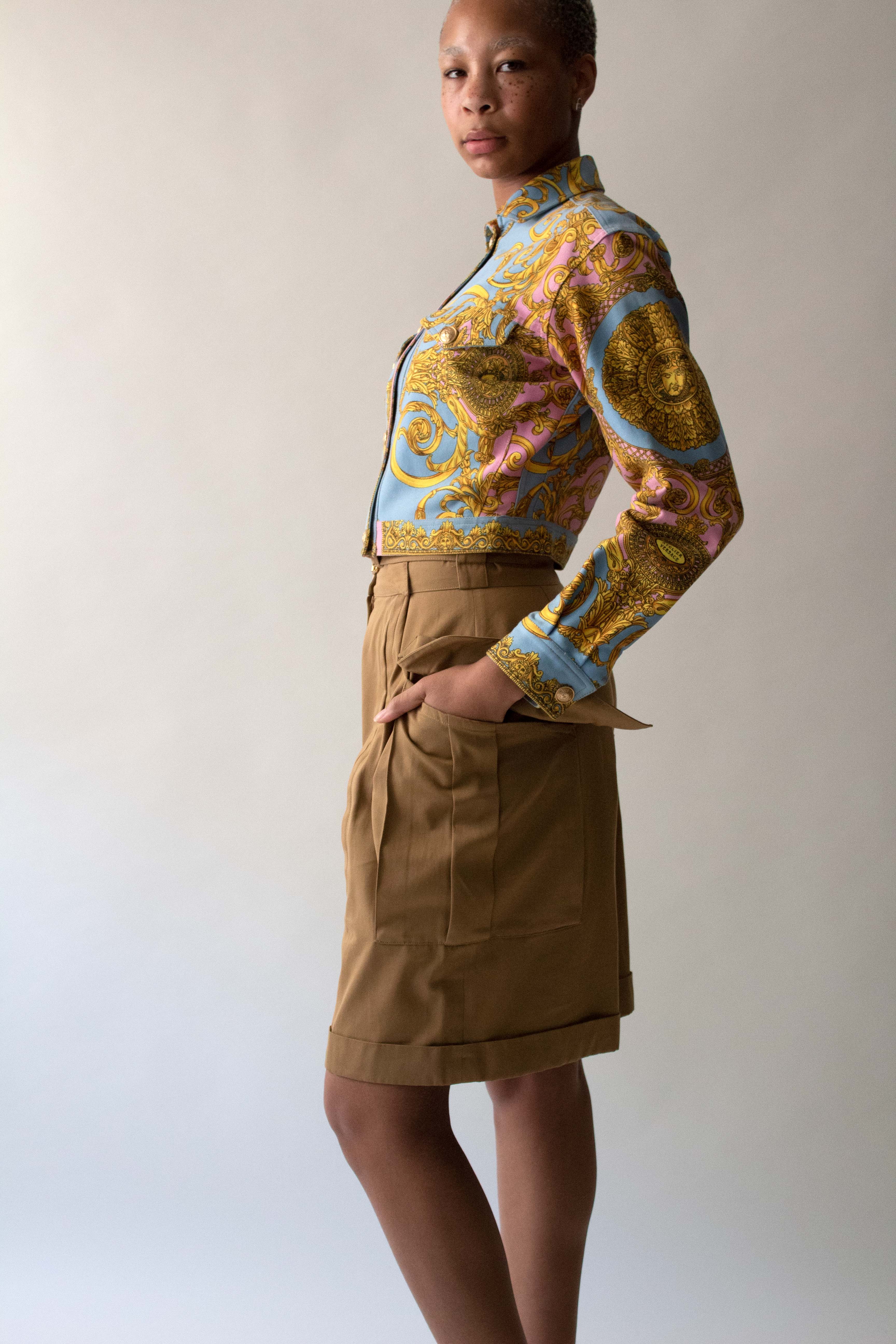 Claude Montana Brown Cotton Short