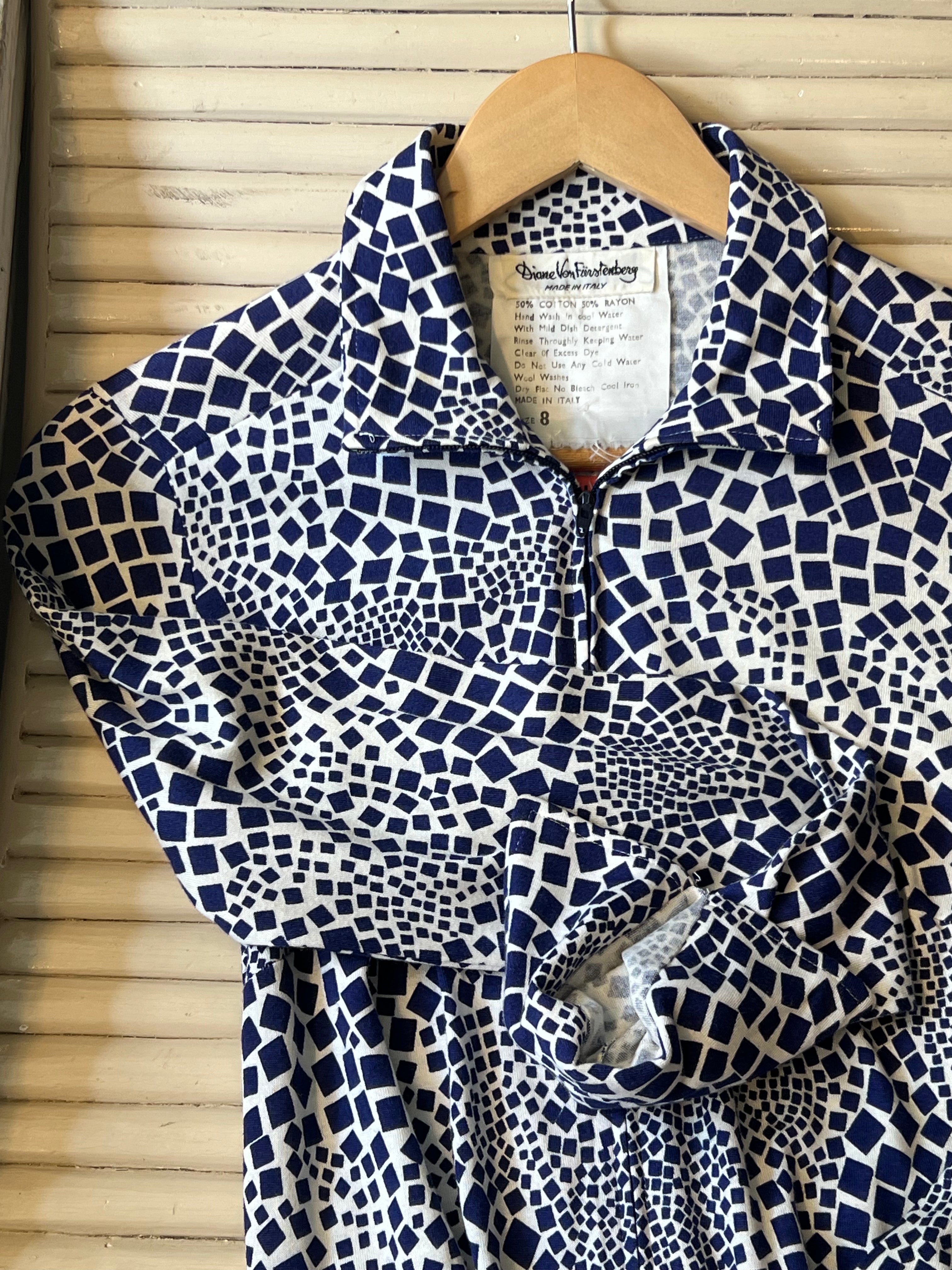 Diane Von Furstenberg Blue Abstract Jersey Zip Dress