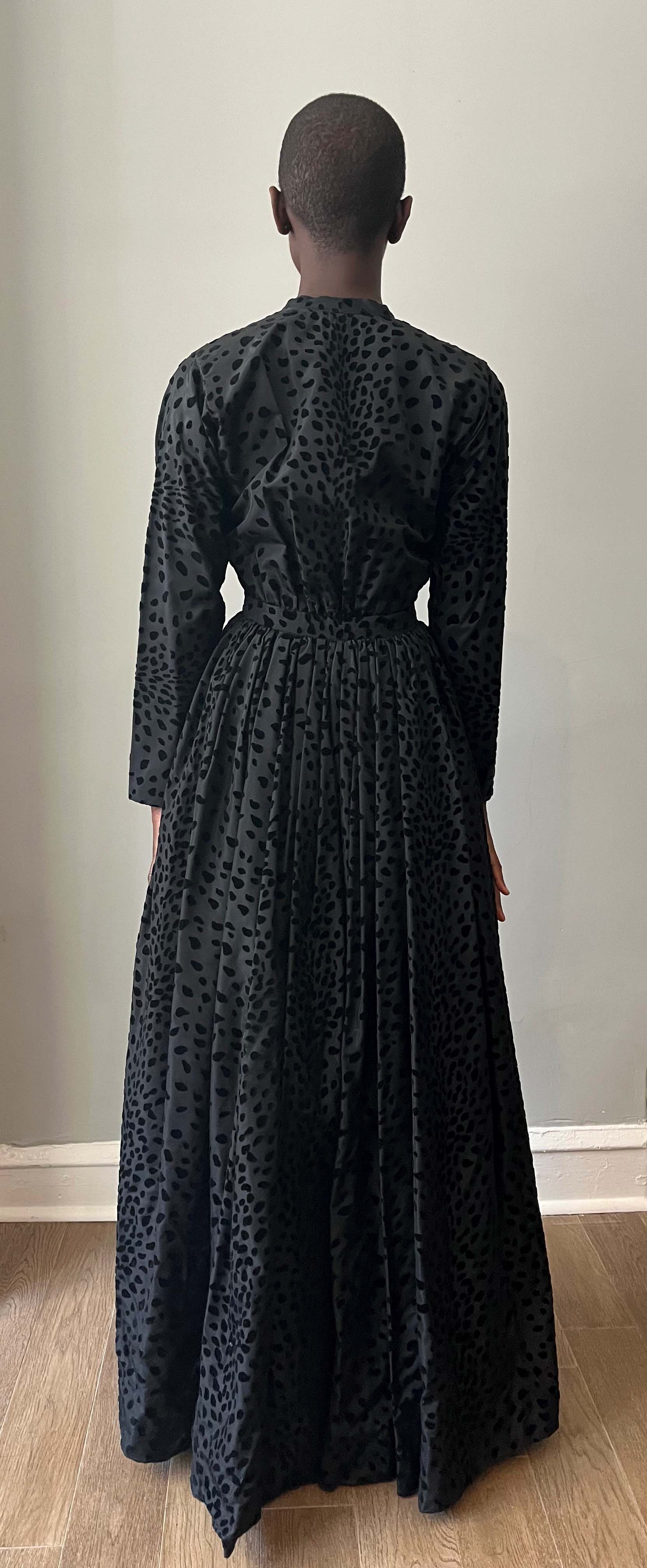 Attrib. Pauline Trigere black velvet flecked taffeta gown/duster