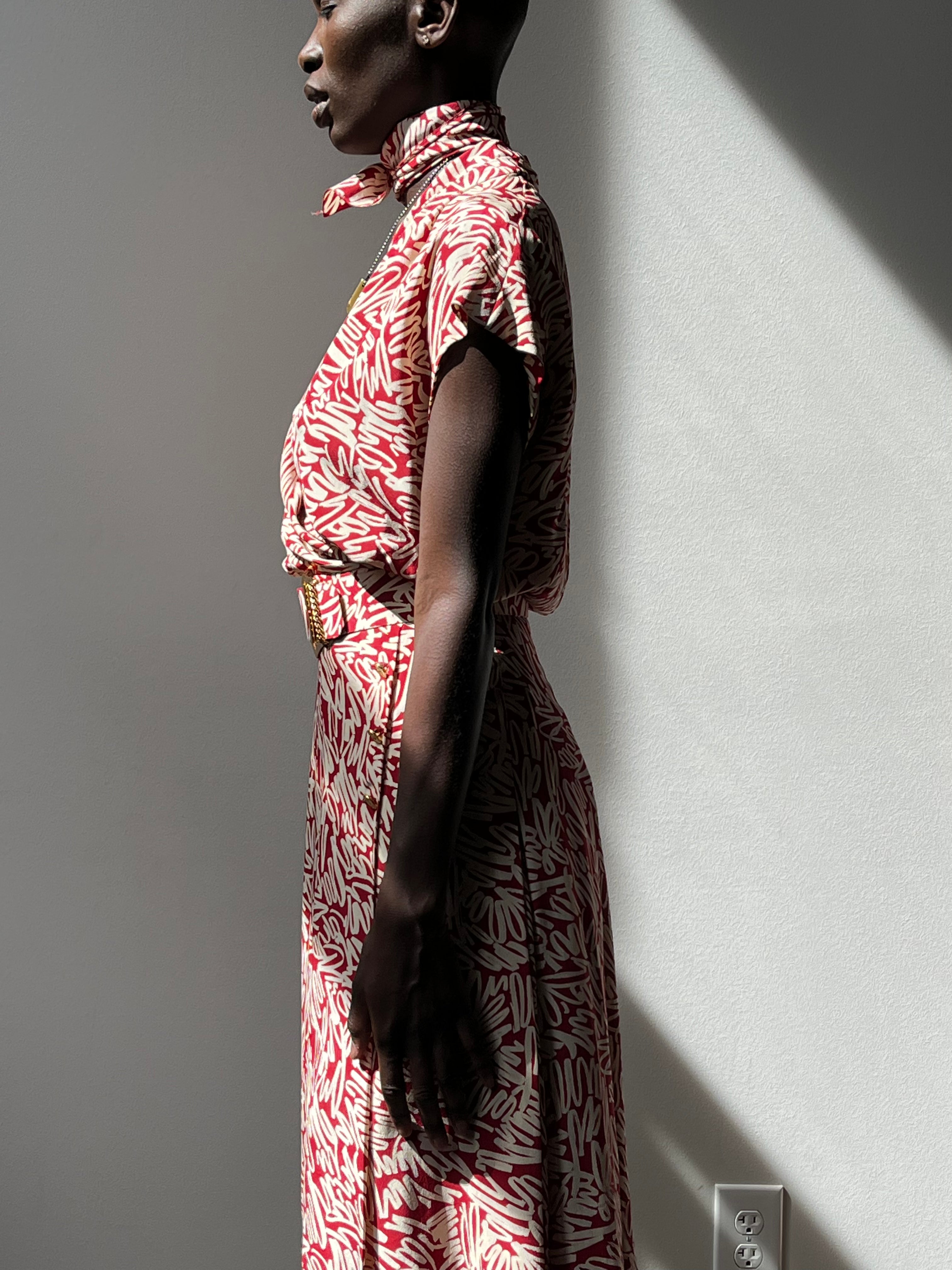 Chanel red silk cursive print dress – Moore Vintage Archive